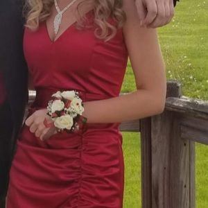 Selling my old prom dress! So sorry about the bad quality pictures.